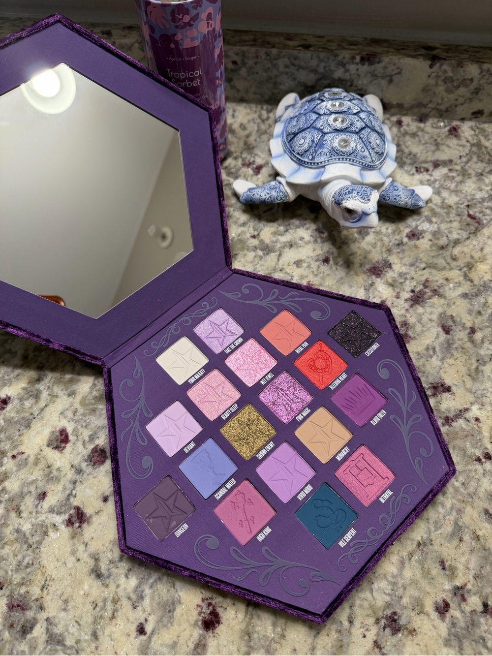 Jeffree Star Cosmetics Blood Lust Eyeshadow Makeup Palette NEW (never used!)